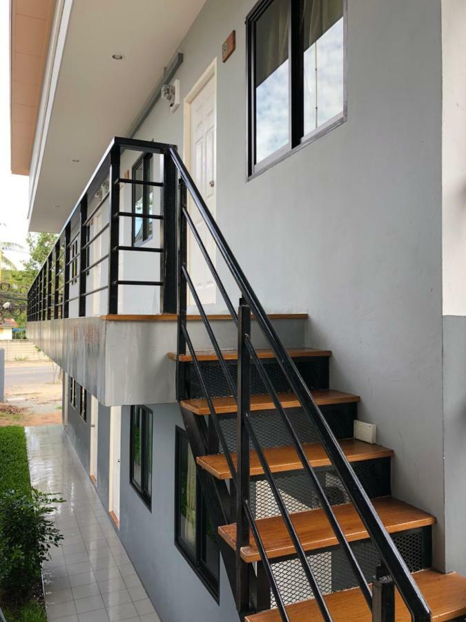 Sp Home Bangsaen Kültér fotó