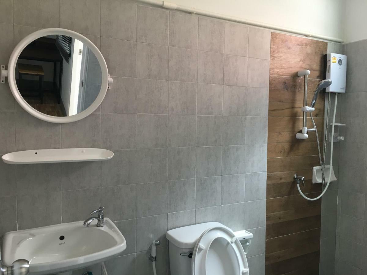 Sp Home Bangsaen Kültér fotó